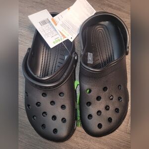 CROCS - BRAND NEW